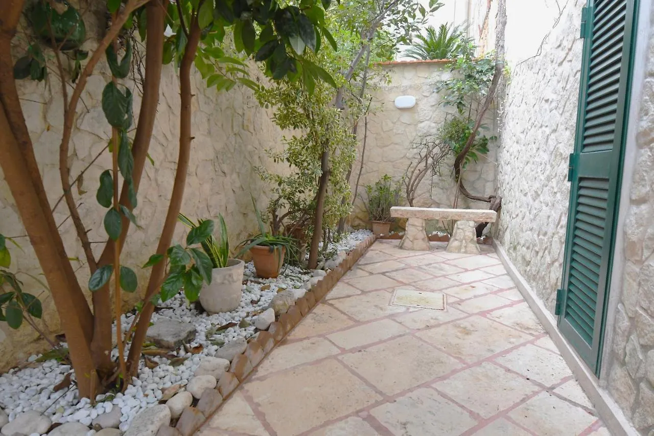 Lägenhet Suite House 78 Bari Italien