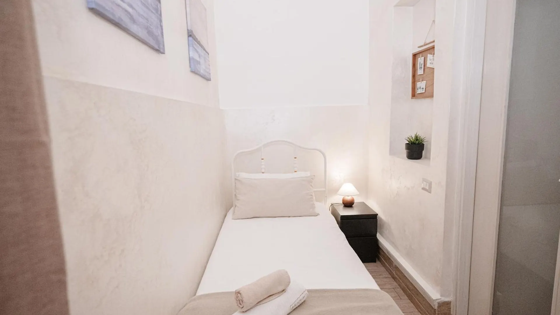 Lägenhet Suite House 78 Bari Italien